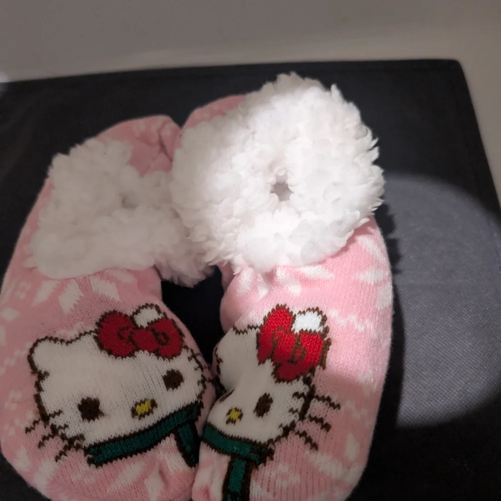 Cozy Hello Kitty Pink Slippers